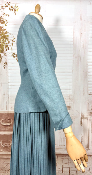 Late 1940s Teal Flecked Wool Skirt Suit with Knife Pleats – Betty Rose