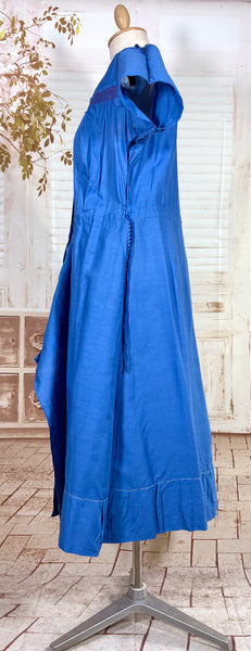 Vibrant Volup 1940s Cornflower Blue Day Dress with Ivory Collar