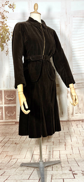 Unusual Chocolate Brown Velvet Late 1930s / Early 1940s Ski Sport Suit With Zip Front