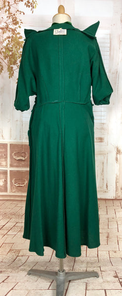 Stunning Emerald Green Volup Late 1940s / Early 1950s Wool Dress