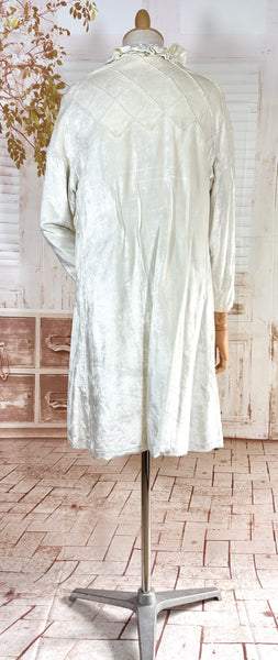 Exquisite Late 1920s / Early 1930s Off White Silk Velvet Opera Coat
