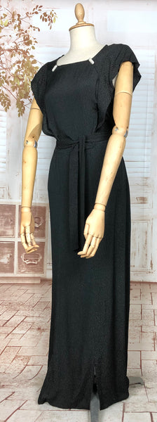 Stunning Original Late 1930s / Early 1940s Vintage Black And Gold Lamé Femme Fatale Evening Dress And Jacket