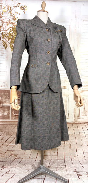 1940s Grey Checked Skirt Suit with Pink Overcheck & Button Detail