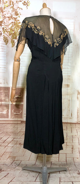 Exceptional Late 1930s / Early 1940s Caped Evening Dress