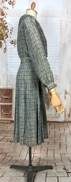 Unusual Late 1930s Vintage Grey Plaid Cold Rayon Dress With Bishop Sleeves