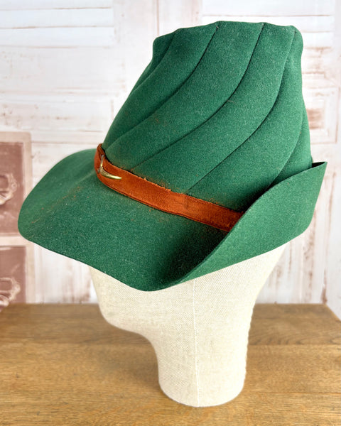 Super Rare Forest Green 1940s Fedora Hat With Red Suede Band