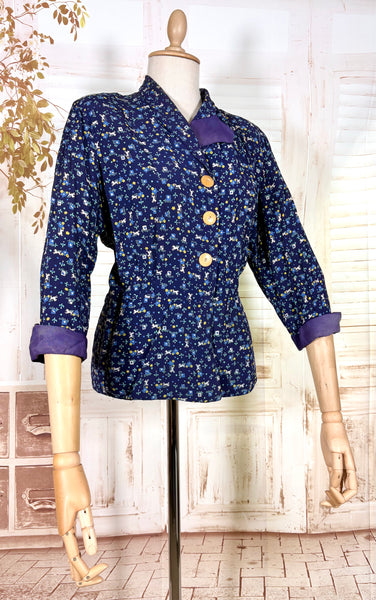 Fabulous Blue Novelty Horse And Carriage Print Volup 1940s Blazer