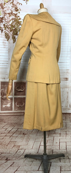 Incredible Mustard Yellow Original 1940s Vintage Double Breasted Skirt Suit