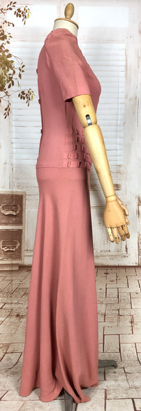 Exceptional Original 1930s Vintage Rose Pink Crepe Evening Dress With Pleated Details