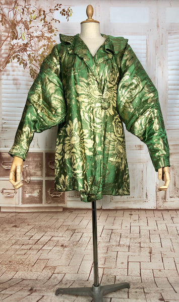 LAYAWAY PAYMENT 6 OF 6 - RESERVED FOR GILDA - Incredible Original 1920s Vintage Green And Gold Lamé Flapper Coat With Amazing Gigot Sleeves