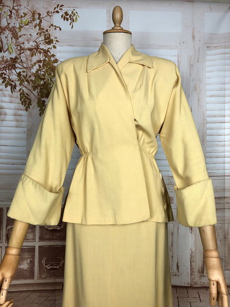 Exceptional Original 1940s Vintage Butter Yellow Bustle Back Skirt Suit