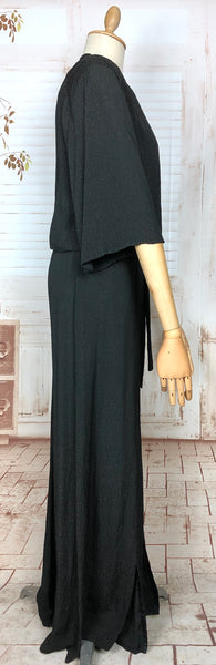 Stunning Original Late 1930s / Early 1940s Vintage Black And Gold Lamé Femme Fatale Evening Dress And Jacket