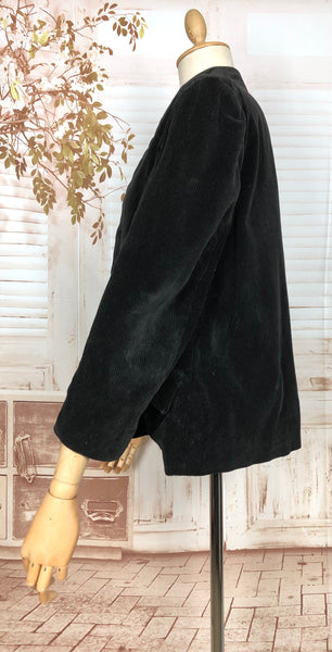 Fabulous Original 1940s Vintage Black Corduroy Swing Coat