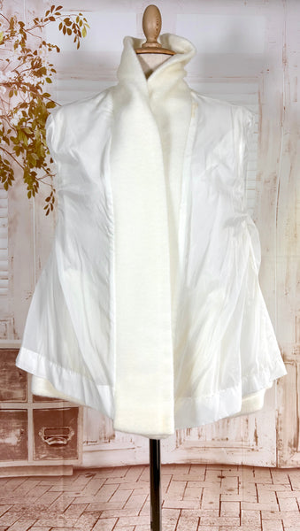 Easy To Wear Late 1940s Snow White Swing Jacket