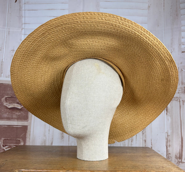 Huge Late 1930s / Early 1940s Straw Sun Hat