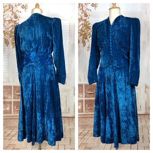 Luxurious Late 1930s / Early 1940s Vintage Royal Blue Crushed Velvet Suit