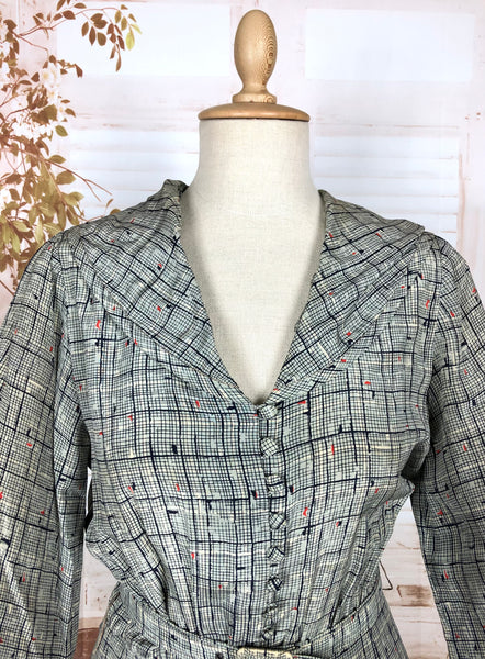 Unusual Late 1930s Vintage Grey Plaid Cold Rayon Dress With Bishop Sleeves