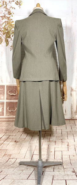 Late 1930s to Early 1940s Warm Grey Wool Skirt Suit – Fields of Milwaukee
