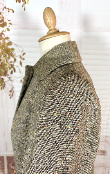 1940s Atomic Fleck Tweed Coat – Strong Shouldered Flecked Tweed Swing Coat