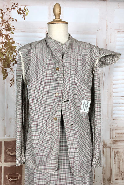 Beautiful Original Late 1940s / Early 1950s Micro Check Houndstooth Suit Life Savers By Kirkland Hall