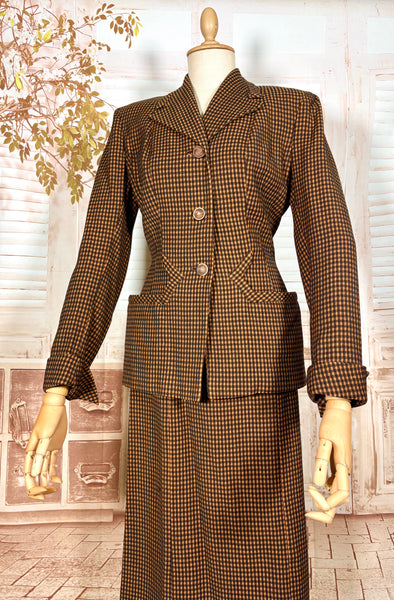 1940s Pumpkin Orange Check Skirt Suit – Tailored Hourglass Silhouette