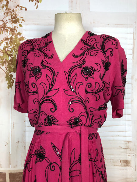 Incredible Original 1940s Vintage Fuchsia Pink Femme Fatale Dress With Black Embroidery And Sequins