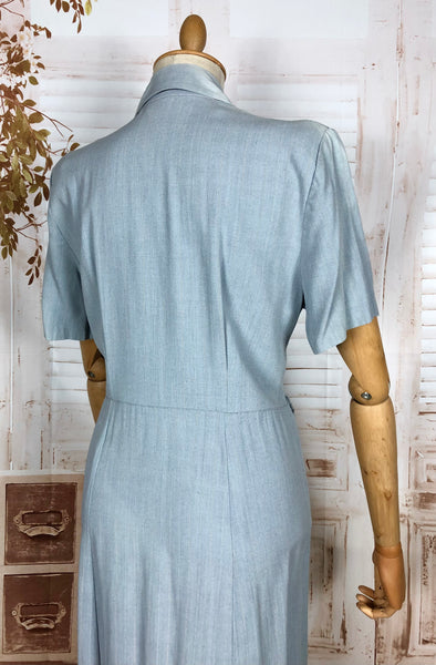 Original 1940s Volup Pinstriped Shirtwaister Dress With Sharp Dagger Collar