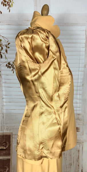 Exquisite Mustard Yellow 1940s Skirt Suit Petite