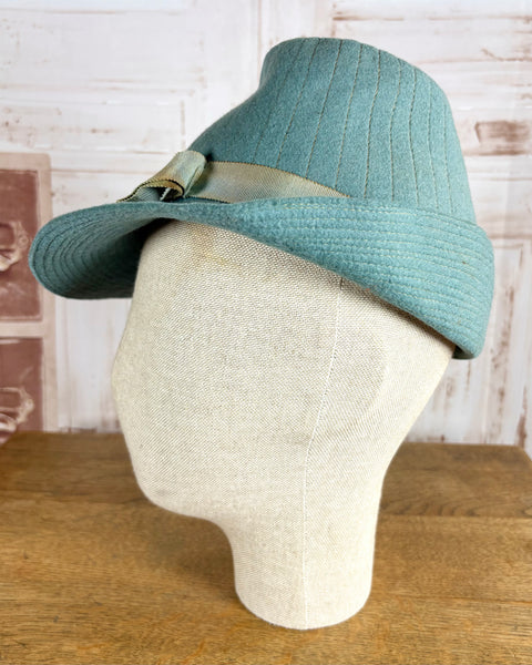 Rare Duck Egg Turquoise Late 1930s / Early 1940s Fedora With Hat Flash