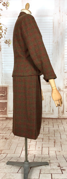 Amazing Original 1940s Volup Vintage Autumn Tone Rust Brown And Green Plaid Skirt Suit