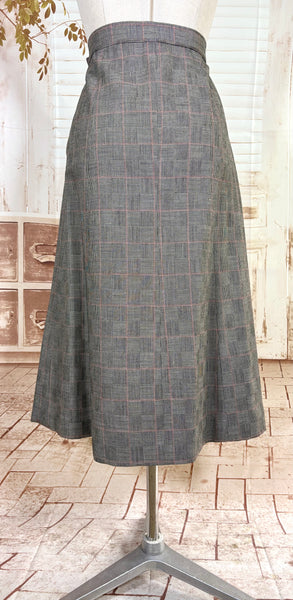 1940s Grey Checked Skirt Suit with Pink Overcheck & Button Detail