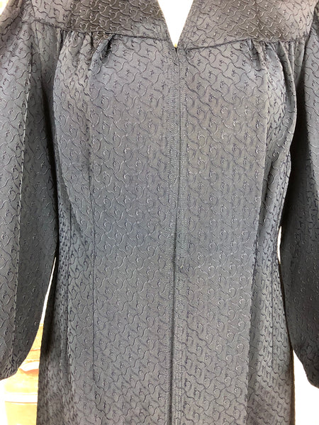 Elegant 1930s Lightweight Crepe Coat With Balloon Sleeves