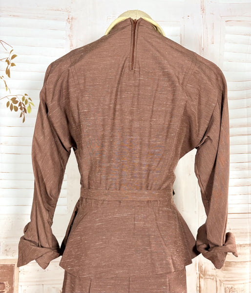 Lightweight 1940s Chocolate Brown Skirt Suit With Contrast Collar
