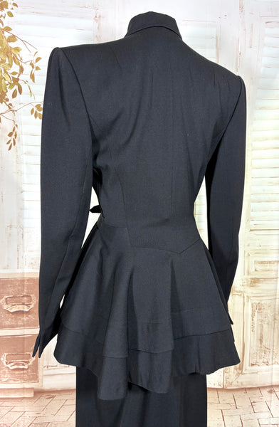 Exceptional Rare 1940s Black Label Lilli Ann Suit - Femme Fatale