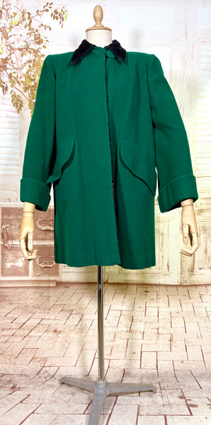 Incredible Emerald Green 1940s Coat With Astrakhan Lining