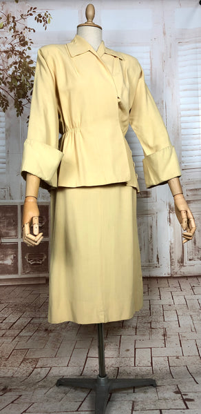 Exceptional Original 1940s Vintage Butter Yellow Bustle Back Skirt Suit
