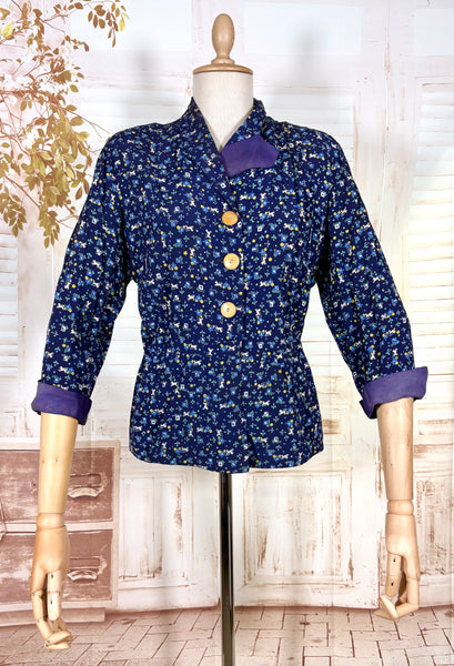 Fabulous Blue Novelty Horse And Carriage Print Volup 1940s Blazer