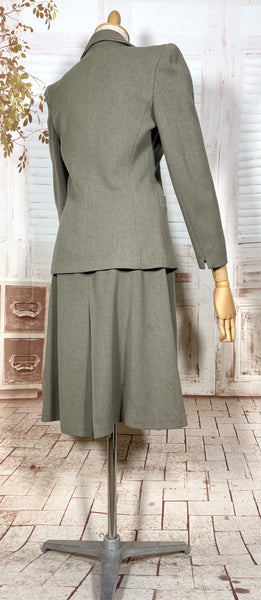 Late 1930s to Early 1940s Warm Grey Wool Skirt Suit – Fields of Milwaukee