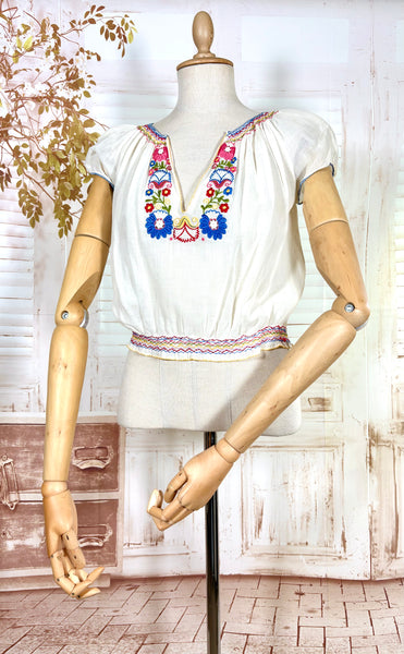 Rare 1930s Hungarian Embroidered Peasant Blouse – Hand Stitched Floral Cotton Top