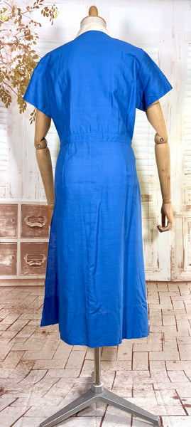 Vibrant Volup 1940s Cornflower Blue Day Dress with Ivory Collar