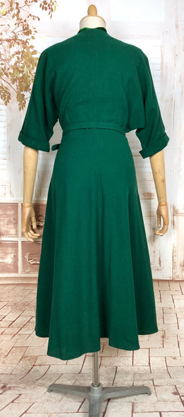 Stunning Emerald Green Volup Late 1940s / Early 1950s Wool Dress