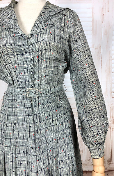 Unusual Late 1930s Vintage Grey Plaid Cold Rayon Dress With Bishop Sleeves