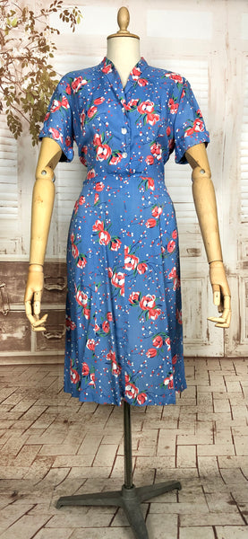 Gorgeous Original 1940s Vintage Sky Blue And Pink Magnolia Flower Print Day Dress