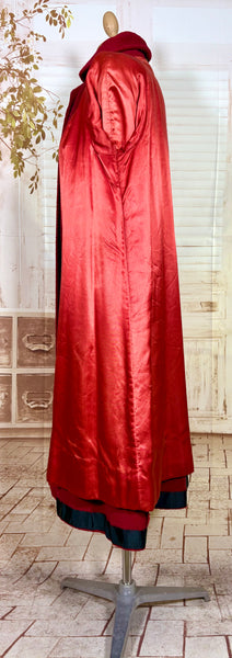 Lipstick Red Late 1940s / Early 1950s Volup Swing Coat By Rothmoor