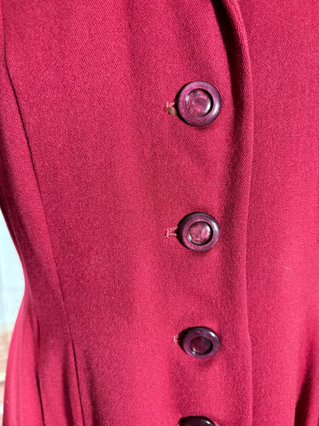 1940s Red Wool Princess Coat – Tailored Fit with Flared Skirt Silhouette