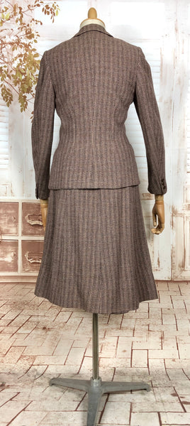 Beautiful 1940s Tweed Suit With V Pockets
