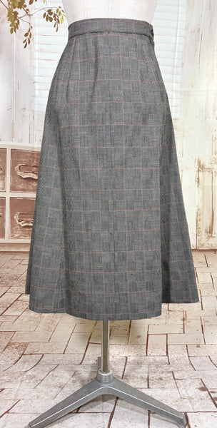 1940s Grey Checked Skirt Suit with Pink Overcheck & Button Detail