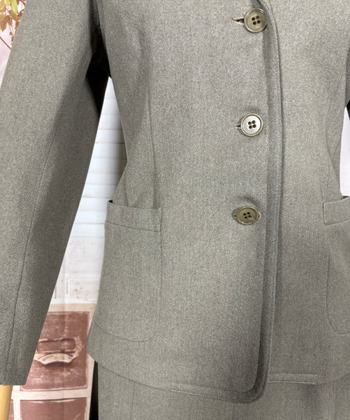 Late 1930s to Early 1940s Warm Grey Wool Skirt Suit – Fields of Milwaukee