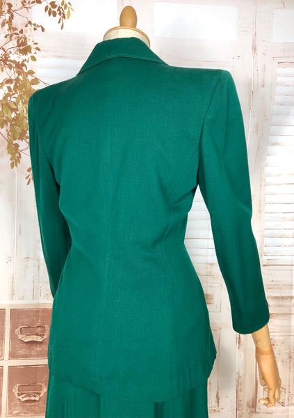 Amazing Original 1940s Vintage Emerald Green Gabardine Skirt Suit