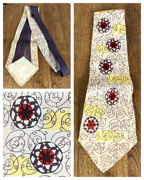 1940s/1950s Cream American Swing Tie with Lattice Medallion & Scroll Print